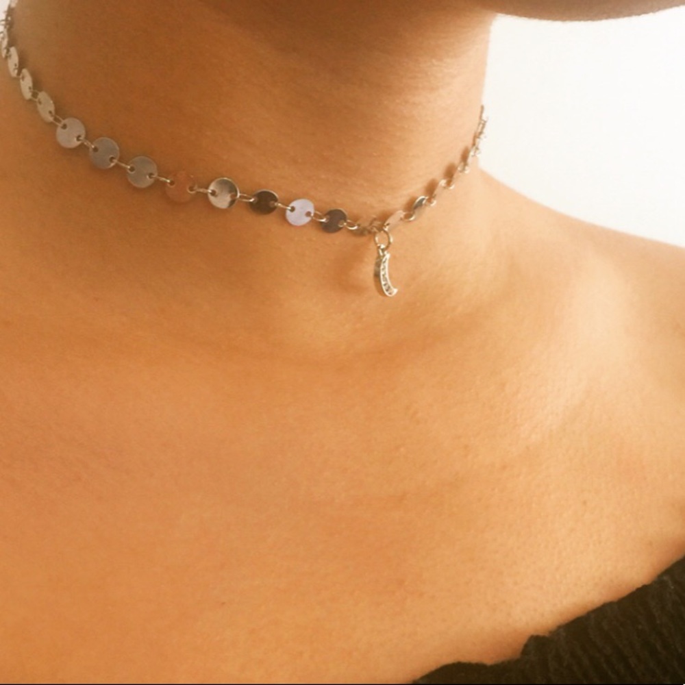 ✨ 925 Sterling Silver Coin Moon Choker✨ - Picture 4 of 5